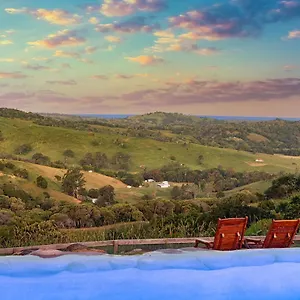 https://rosecliffe-boutique-farm-cottages.queenslandhotels.net